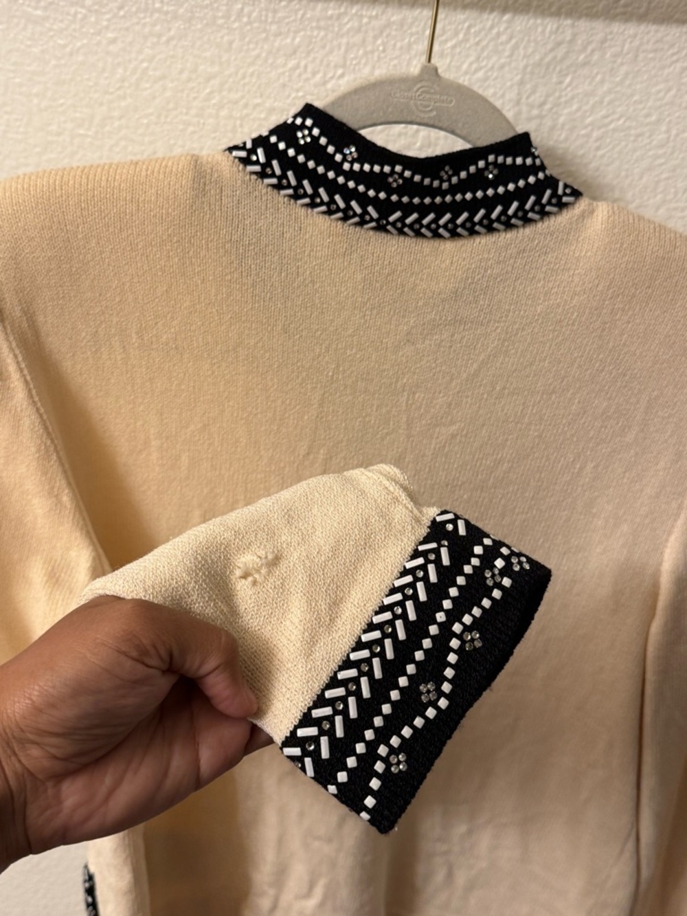 Vintage Wool Toula Cream Knit Cardigan with Black Trim - Picture 3 of 3
